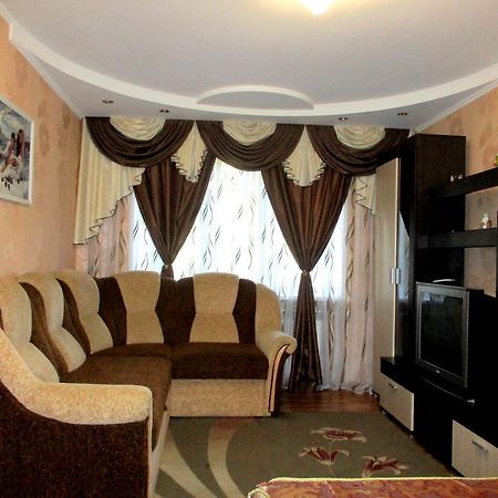 Petropavlovskaya Apartment Sumy Bagian luar foto